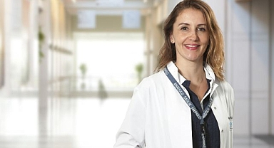 Stres göz seğirmesine sebep oluyor