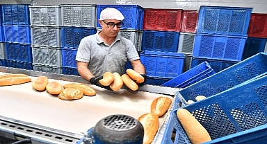 Başkan Tugay sözünü tuttu ekmek 5 TL’ye düştü