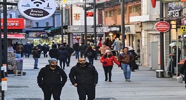 Kemeraltı’nda ücretsiz internet ağı genişliyor