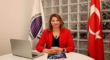 “Siyasette kadının etkisi yükseliyor, İzmir örnek olmaya devam ediyor”