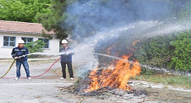 İzmir’in ormanlarına gönüllü kalkanı