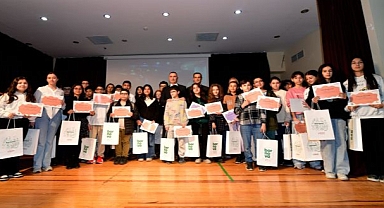 Bornova’da genç kaşifler sertifikalarını aldı