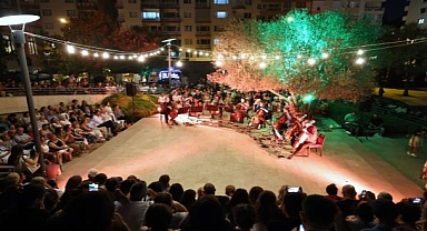 MAV Cello Ensemble, Zeytin Altında yaz esintisi yaşattı