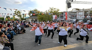 İzmir, Cumhuriyet coşkusuna hazır