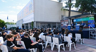 Prof. Dr. Suat Çağlayan ve Prof. Dr. Yılmaz Büyükerşen’den öğrencilere altın değerinde tavsiyeler