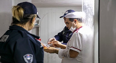 Güzelbahçe zabıtasından restoranlara sıkı denetim