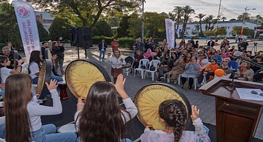 İzmir’den dünyaya, dünyadan İzmir’e: Buradayım, iyiyim