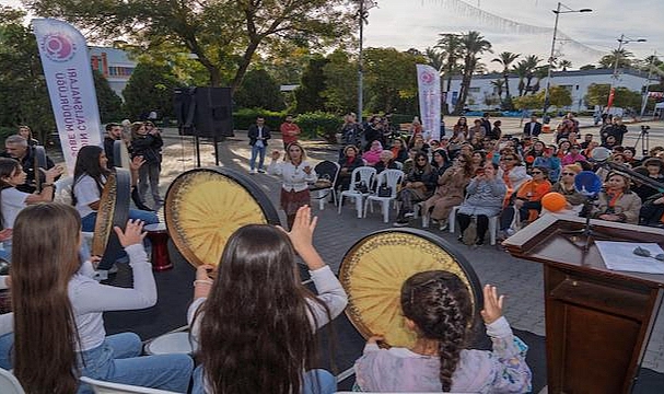 İzmir’den dünyaya, dünyadan İzmir’e: Buradayım, iyiyim