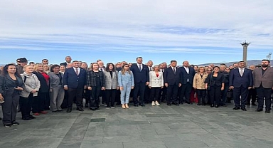 Öğretmeni yok sayan hiçbir iktidar ayakta kalamaz