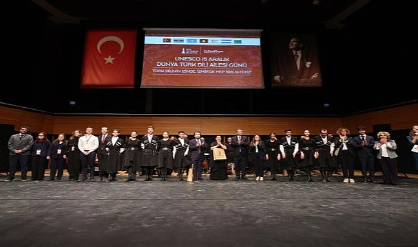 Dünya Türk Dili Ailesi Günü İzmir’de ilk kez düzenlendi