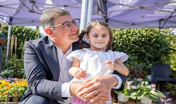 İzmir Büyükşehir öğrencinin yanında