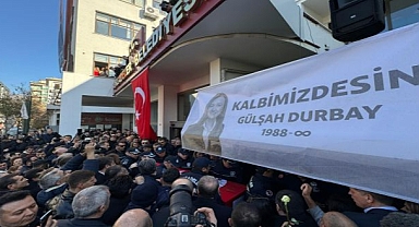 Manisa'nın ilk kadın belediye başkanı Gülşah Durbay son yolculuğuna uğurlanıyor