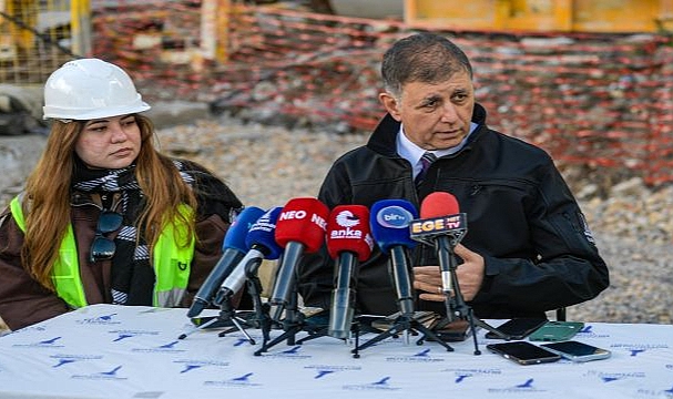Başkan Tugay: Bekleyen altyapı kredileri İzmir’in canını yakıyor