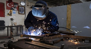 İzmir’in sihirli elleri kent için üretiyor