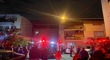 İzmir İtfaiyesi Buca'da yangına müdahale etti