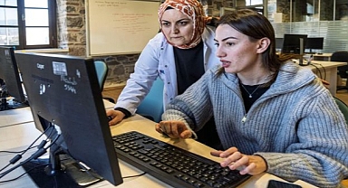 İzmir'in yeni başlangıçlara açılan kapısı: Meslek Fabrikası