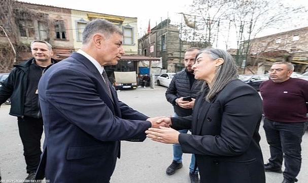 Başkan Tugay’dan Gümüştekin’e ziyaret