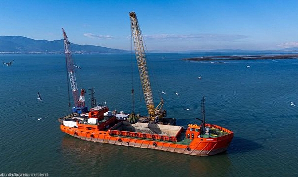 Körfez’den 1 milyon ton çamur çıkarıldı