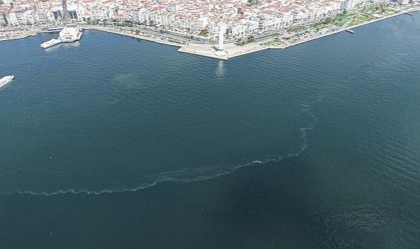 İzmir Körfezi’nde dokuzuncu kez dış kaynaklı kirlilik tespit edildi
