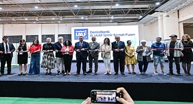İzmir’de sanat buluşması başladı
