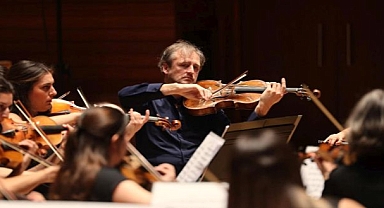 İzmir Oda Orkestrası’ndan unutulmaz gece