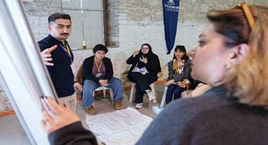 İzmirli gençlere dünyadan iklim desteği
