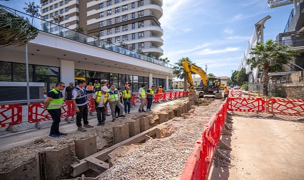 İzmir’de 3 milyar liralık alt yapı dönüşümü sürüyor
