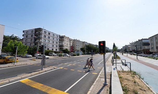 2 milyar liralık yatırımla İzmir yollarında büyük yenileme